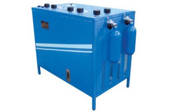 點擊查看詳細信息<br>標題：AE102A氧氣充填泵 閱讀次數(shù)：2427